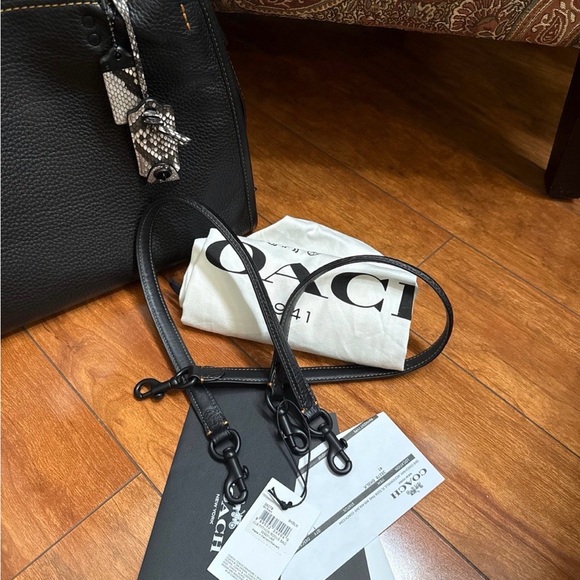 Coach Rogue 1st  (first) Generation All Black and Snakeskin handles lock and key - Picture 13 of 16
